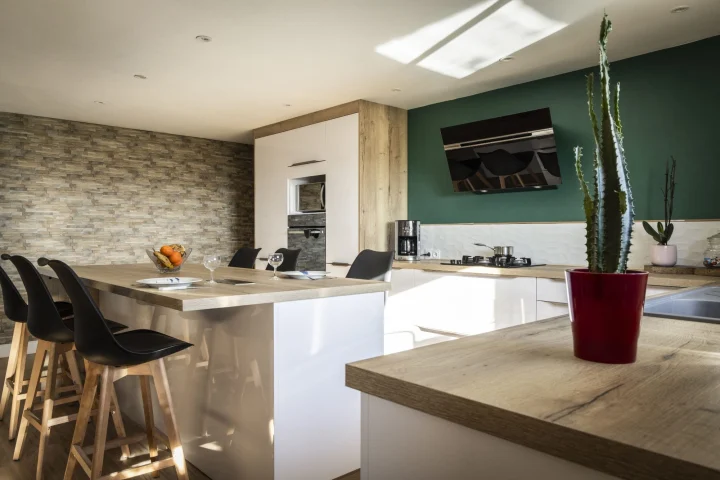 Cuisine-Goutard-9-Designer-1-AZ-Agencement-720x480.webp Cuisine-Goutard-9-Designer-1-AZ-Agencement-720x480.webp