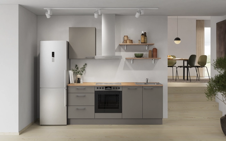 Cuisines Elite Cuisine linéaire 210 cm électroménagers inclus, planning 12 0
