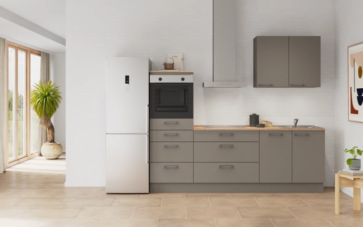 Cuisines Elite Cuisine linéaire 240 cm électroménagers inclus planning 15 0