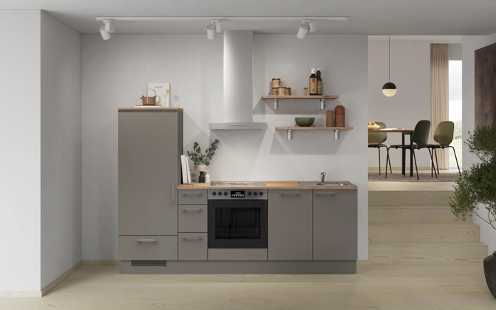 Cuisines Elite Cuisine linéaire 240 cm électroménagers inclus planning 17 0