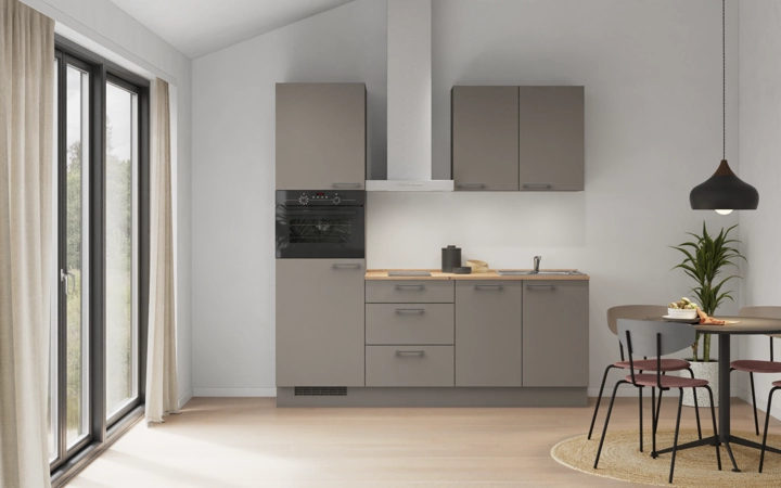 Cuisines Elite Cuisine linéaire 210 cm électroménagers inclus, planning 2 0