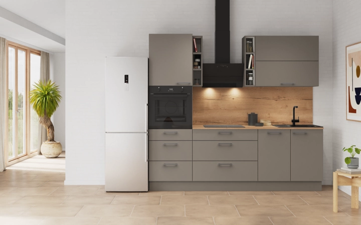 Cuisines Elite Cuisine linéaire 240 cm électroménagers inclus planning 8 0