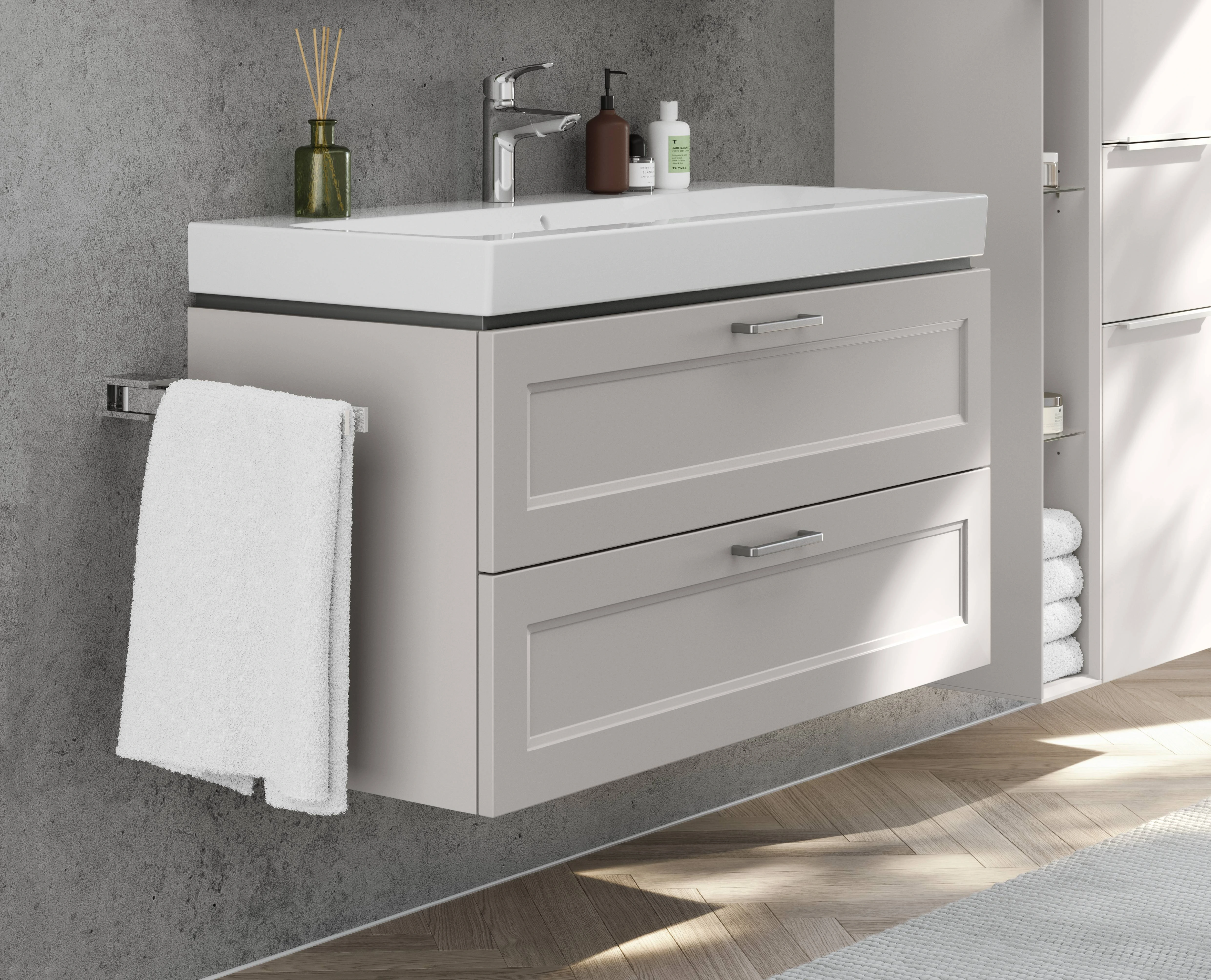 Meuble de salle de bain suspendu avec vasque blanche et deux tiroirs, style shaker gris clair Meuble de salle de bain suspendu avec vasque blanche et deux tiroirs, style shaker gris clair